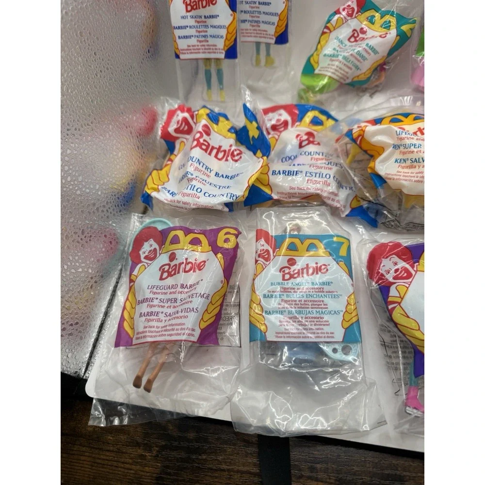 VINTAGE 1994 McDonald's Happy Meal Toys BARBIE Complete set of 8 UNOPENED
